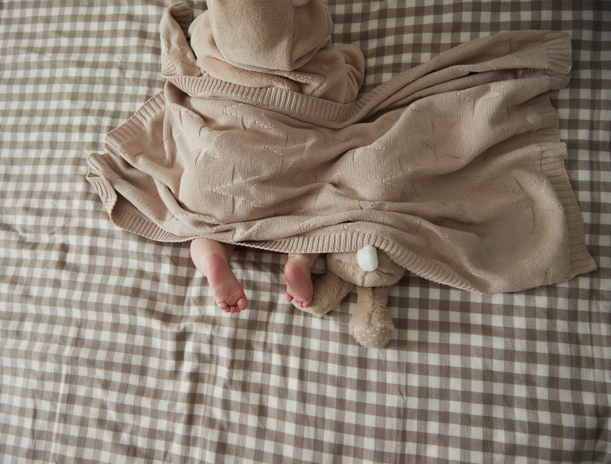 57 Beautiful Autumn Baby Names Inspired by Nature, Cosy Season & the Colours of Autumn