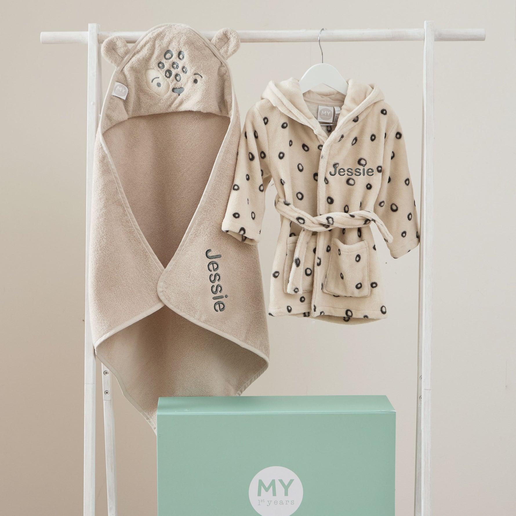Personalised Leopard Splash & Snuggle Gift Set