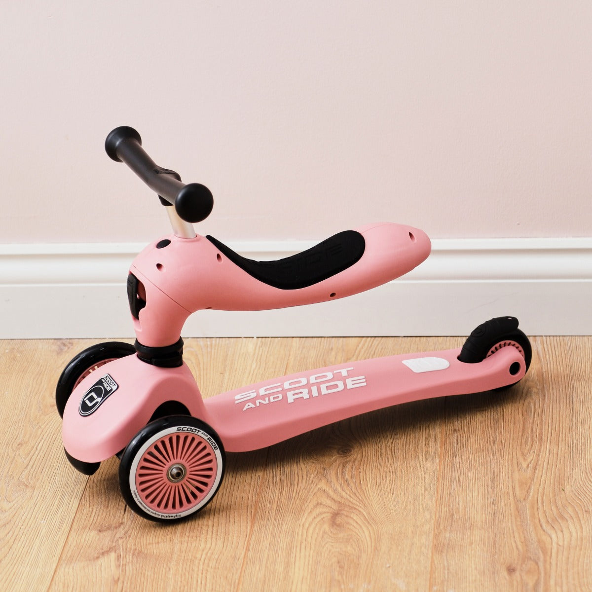 Scoot and Ride Highwaykick 1-5 ピンク Scoot and Ride Pink Highway Kick 1 Scooter| Scoot & Ride – My 1st