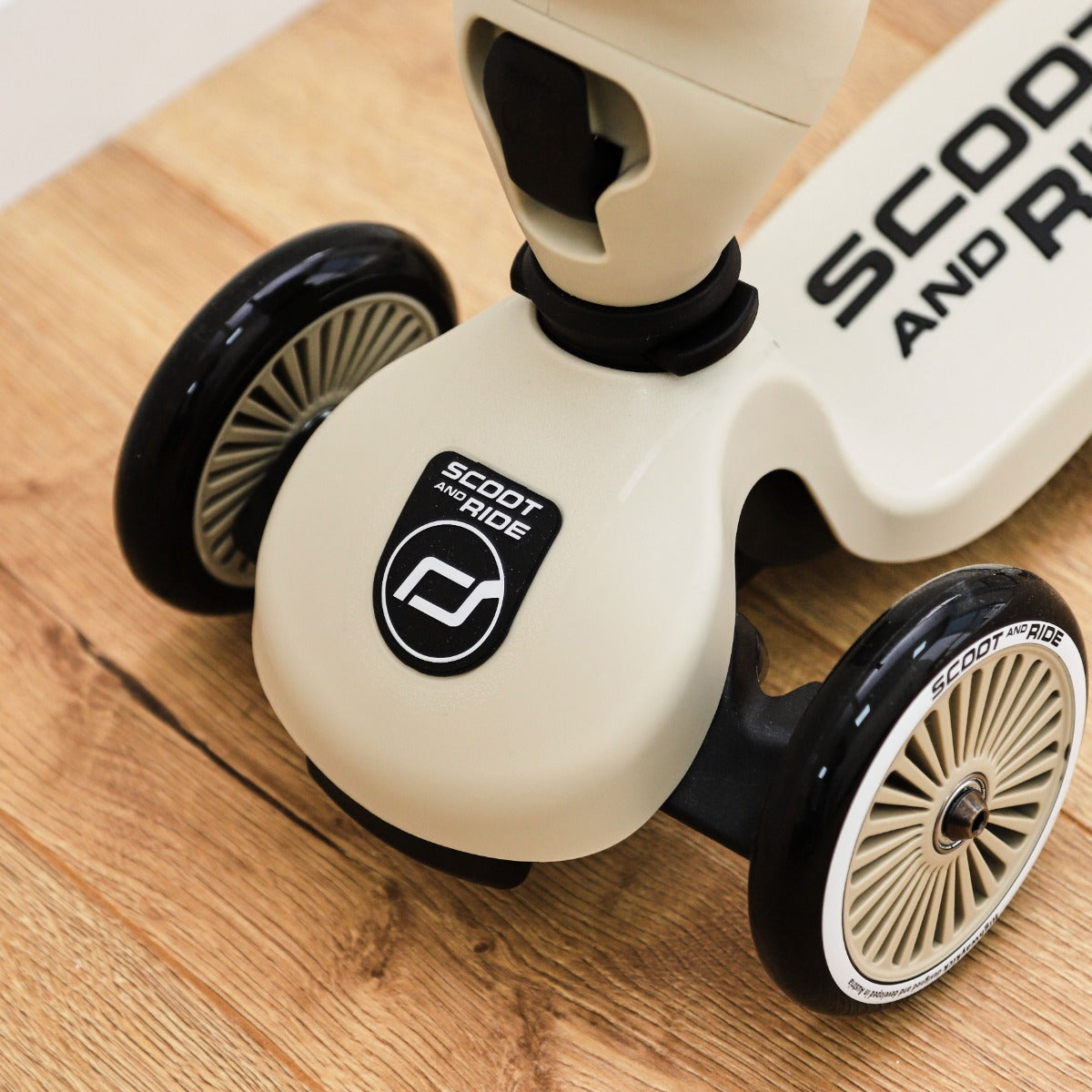 Scoot and Ride Grey Highway Kick 1 Scooter