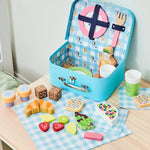 8th Wonder Personalised Bluey Wooden 26 Piece Picnic Playset