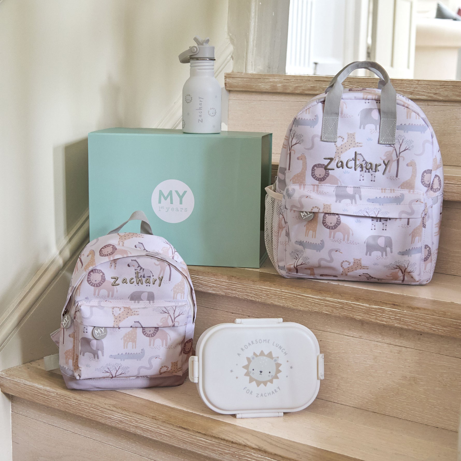 Personalised Lion White Lunchbox 