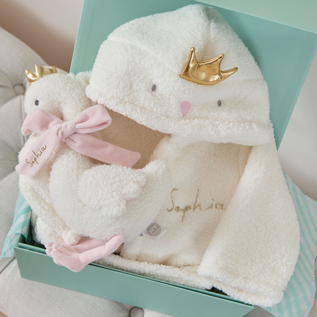 Personalised Swan Snuggle and Cuddle Gift Set