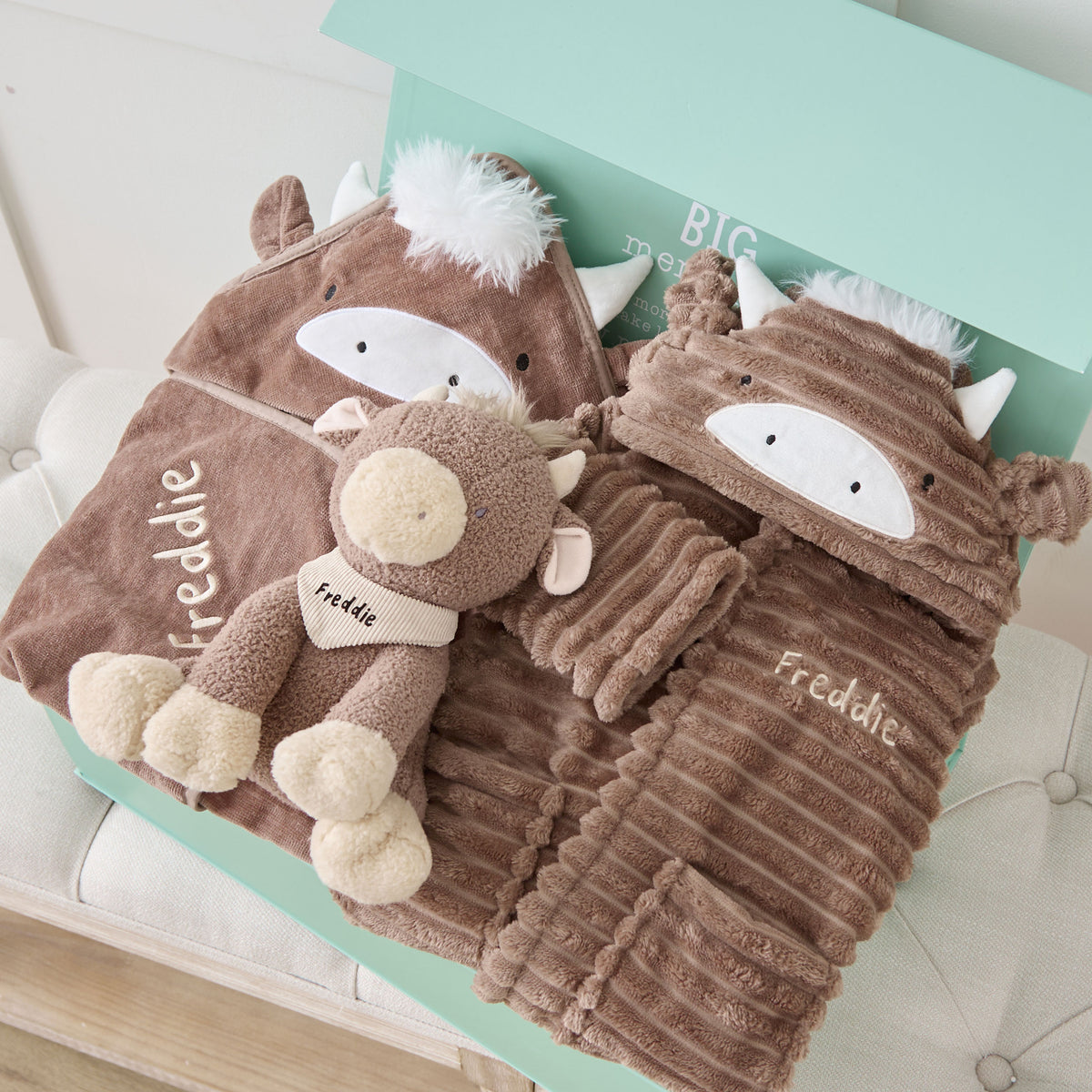 Personalised Highland Cow Splash, Snuggle and Cuddle Set