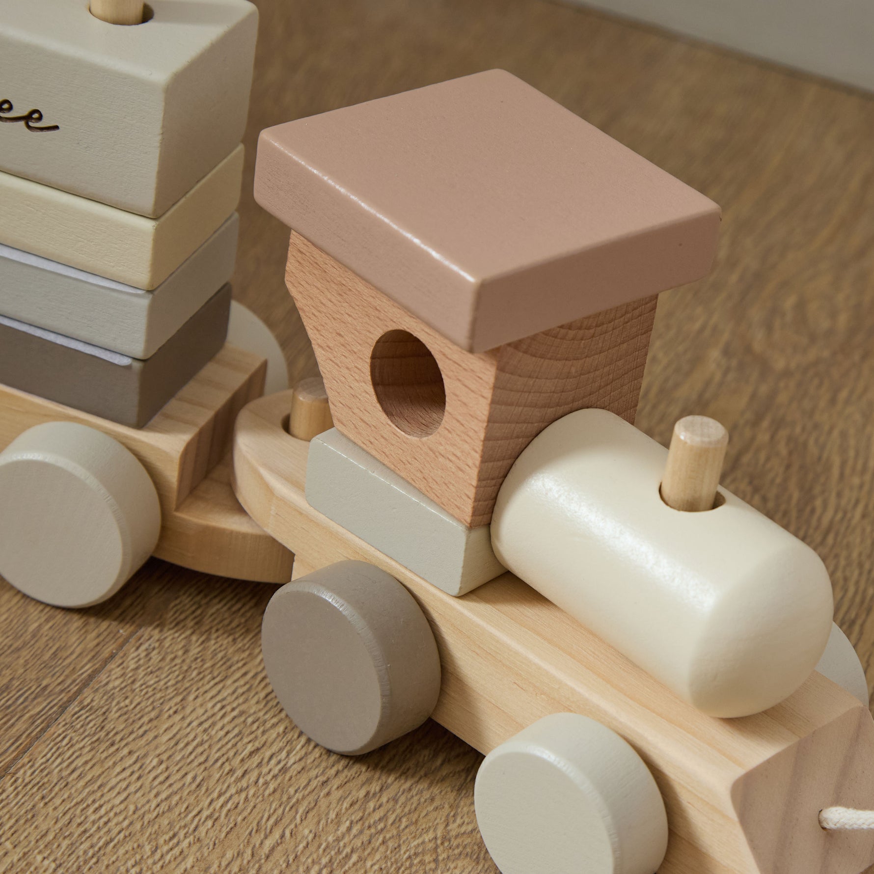 Personalised Neutral Pull Along Train FSC®