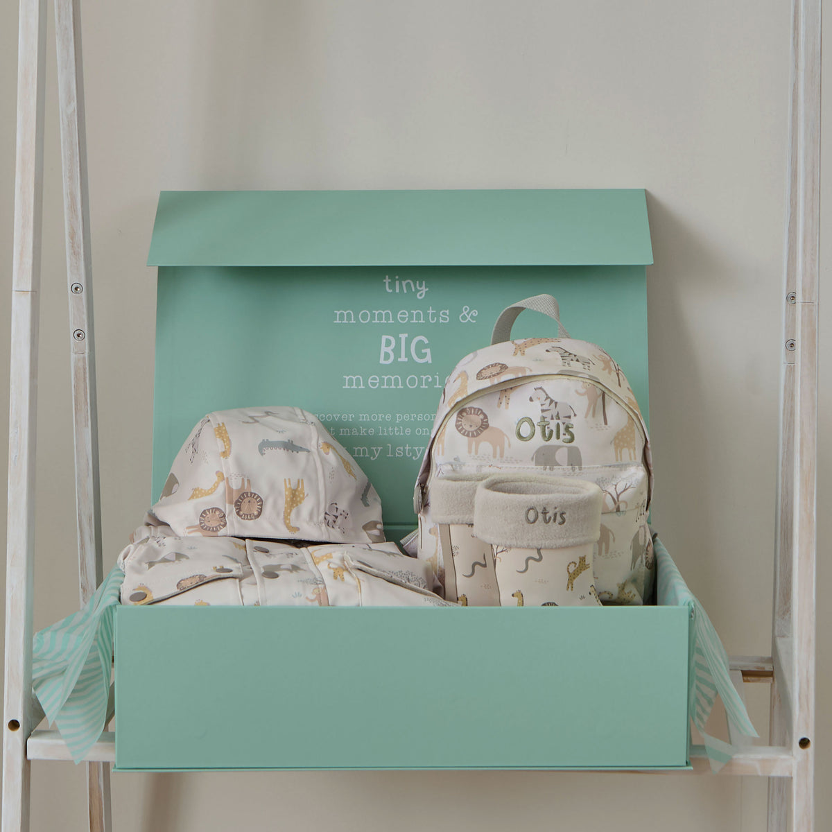 Personalised Neutral Safari Splash and Explore Gift Set