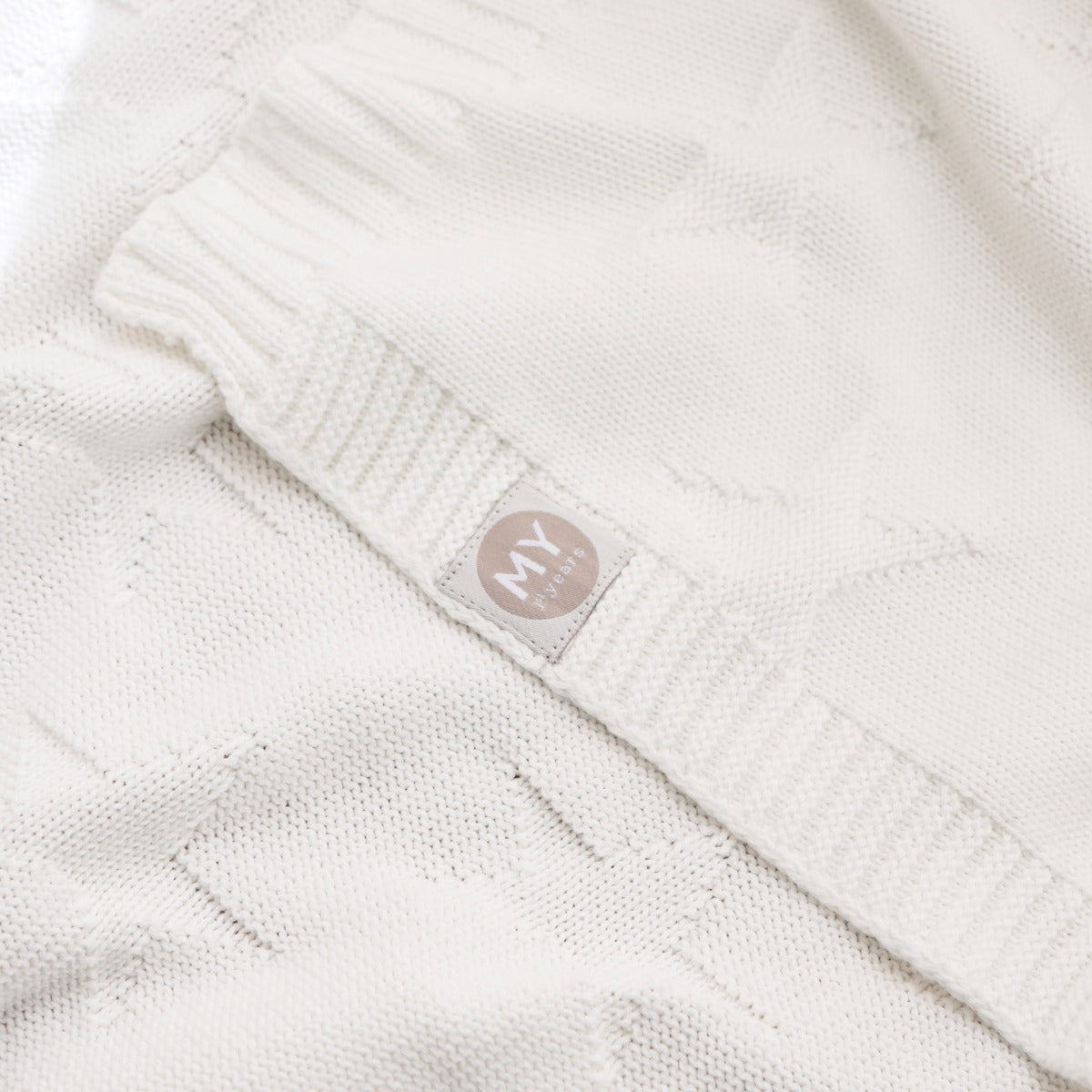 Personalized Born in 2024 Ivory Star Jacquard Blanket