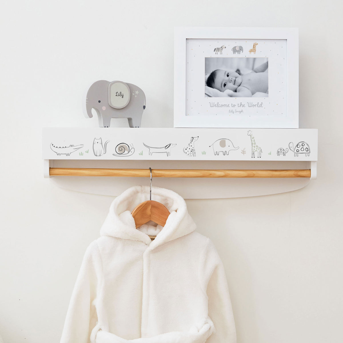 Cuddle Club Hanging Shelf