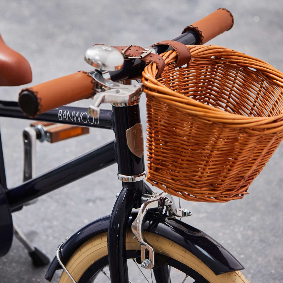 Personalised Banwood Navy Classic Bicycle