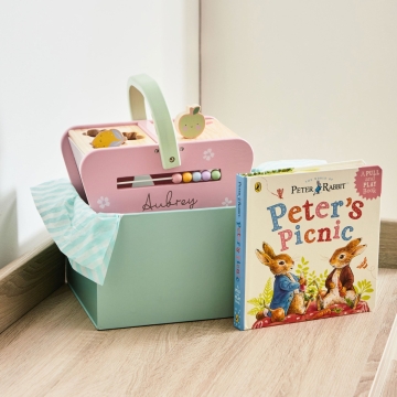 Personalised Peter's Picnic Read & Play Gift Set