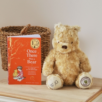 Personalised Read And Snuggle: Winnie The Pooh Gift Set