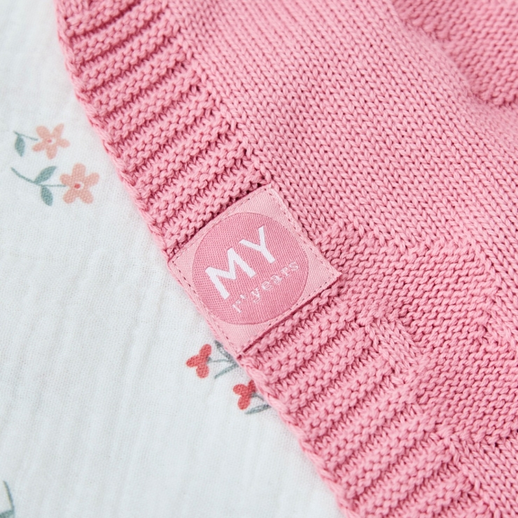 Personalized Daisy Peony Pink Jacquard Baby Blanket