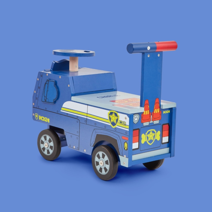 8th Wonder Personalised Paw Patrol Chase Ride On Police Truck