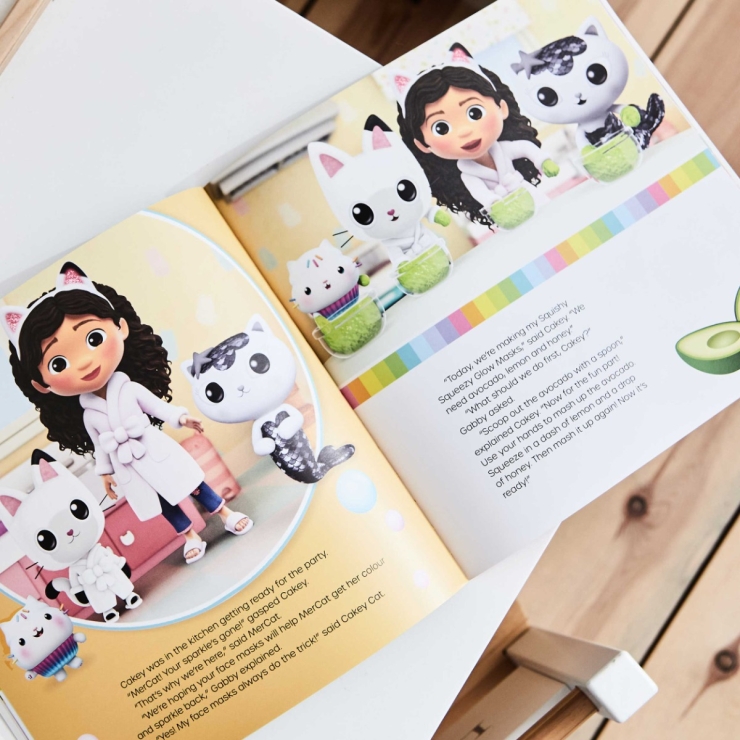 Gabby’s Dollhouse: The Sparkliest Day of the Year Paperback