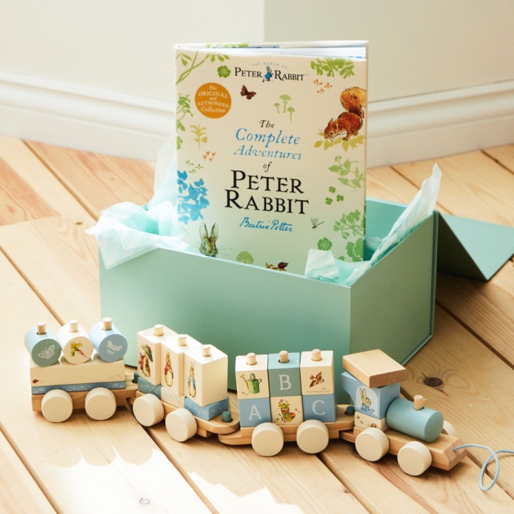 Personalised Peter Rabbit Read & Play Gift Set