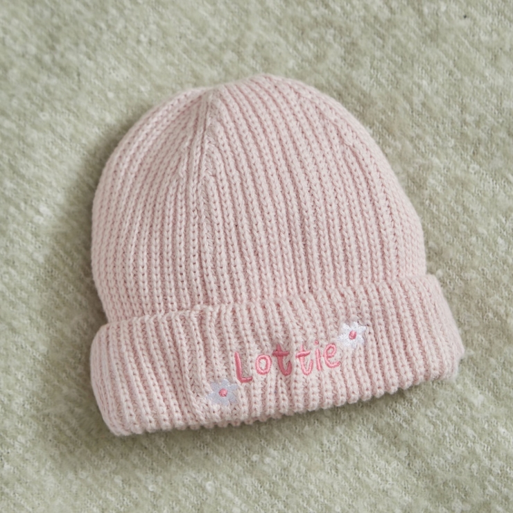 Personalized Daisy Design Pink Beanie