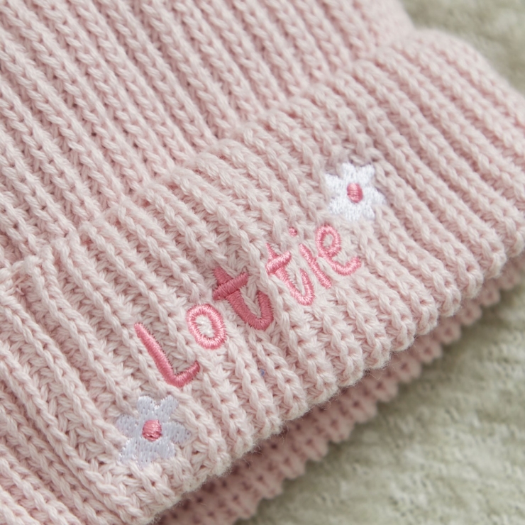 Personalized Daisy Design Pink Beanie