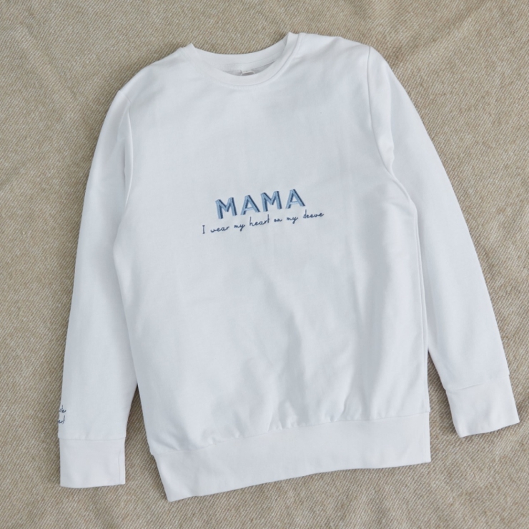 Personalised Heart On Her Sleeve Mama Ecru Sweatshirt