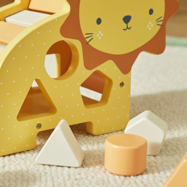 Personalized Lion Shape Shorter