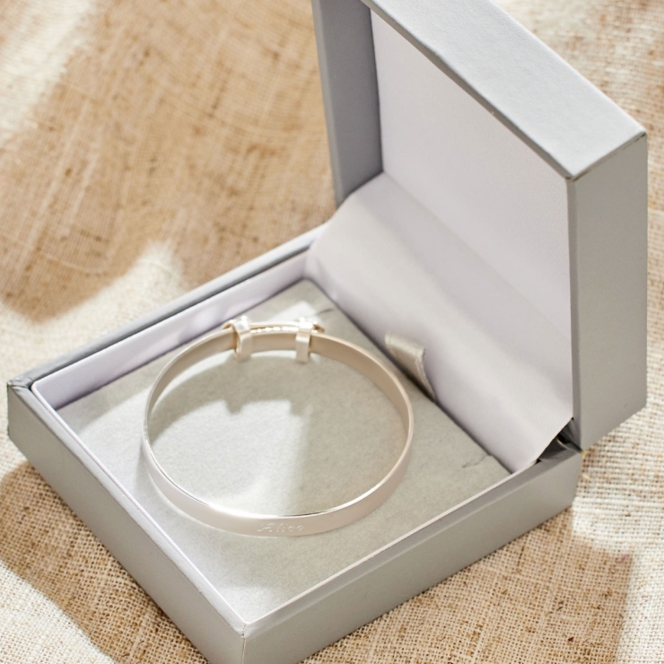 Pulsera Expandible Bebé En Plata De Ley 925 – 6 Mm Ancho Con Relieve – Incluye Caja De Regalo