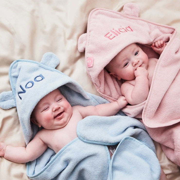 Personalised Pink Hooded Towel