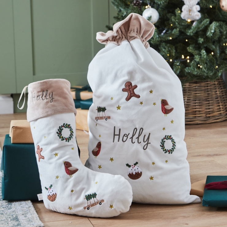 A Slow, Minimal and Memory-Filled Christmas with your Baby